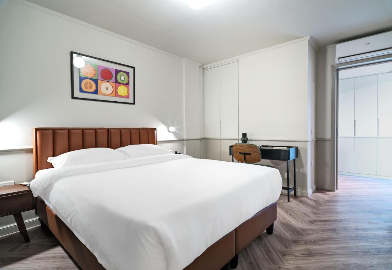 Liv The City Suites Adults Only Larnaca Dış mekan fotoğraf