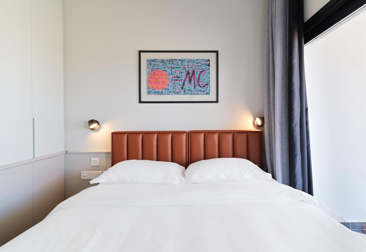 Liv The City Suites Adults Only Larnaca Dış mekan fotoğraf