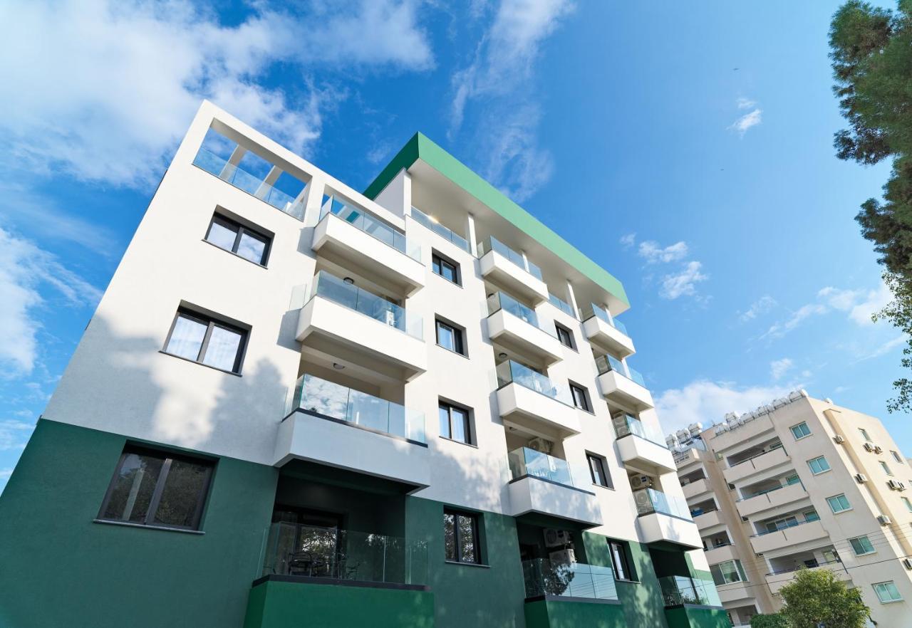 Liv The City Suites Adults Only Larnaca Dış mekan fotoğraf