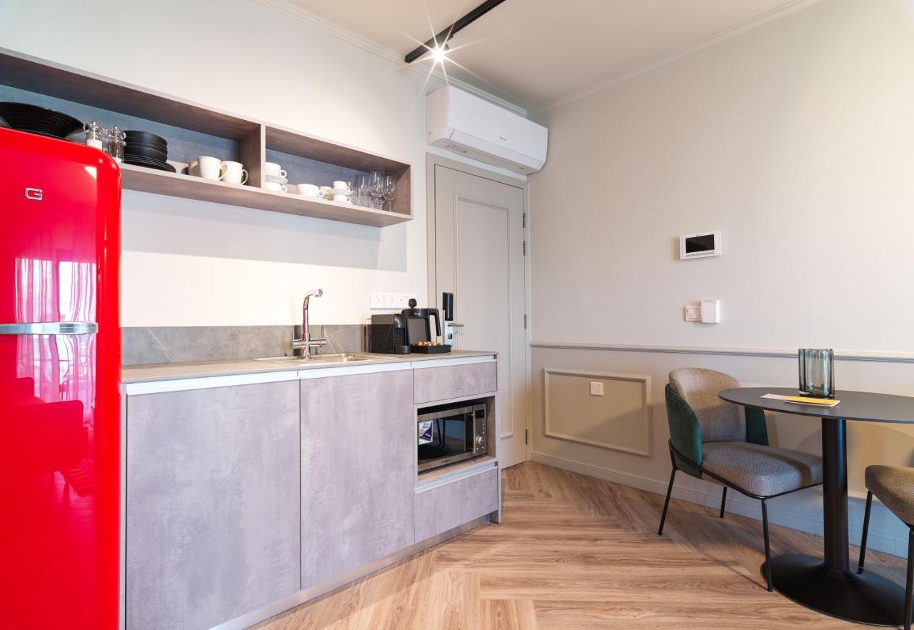 Liv The City Suites Adults Only Larnaca Dış mekan fotoğraf