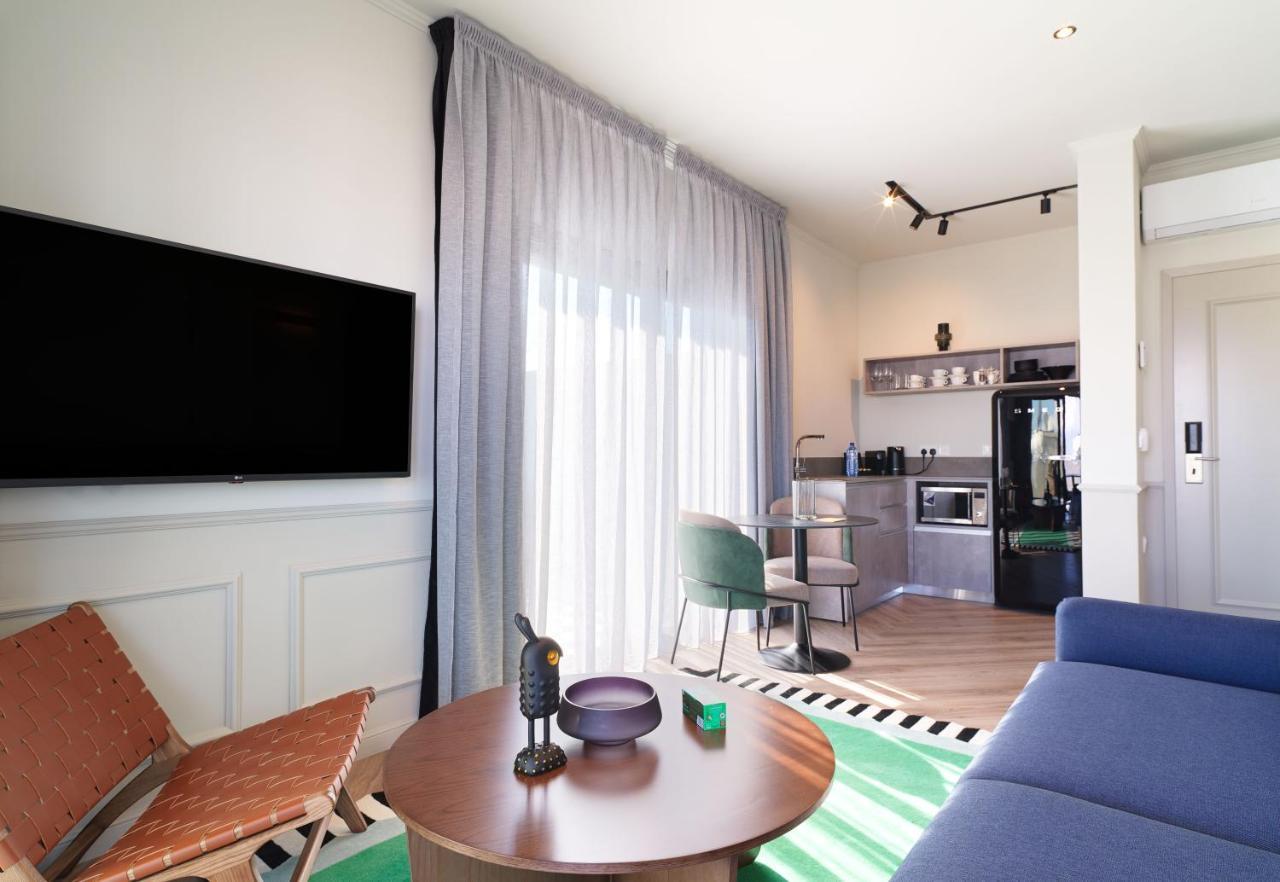 Liv The City Suites Adults Only Larnaca Dış mekan fotoğraf