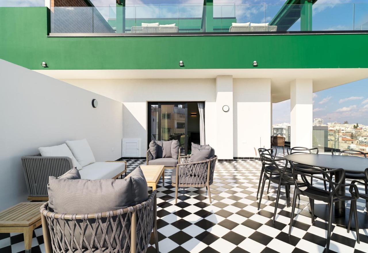 Liv The City Suites Adults Only Larnaca Dış mekan fotoğraf
